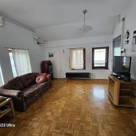 Apartment Avecchiasegheria