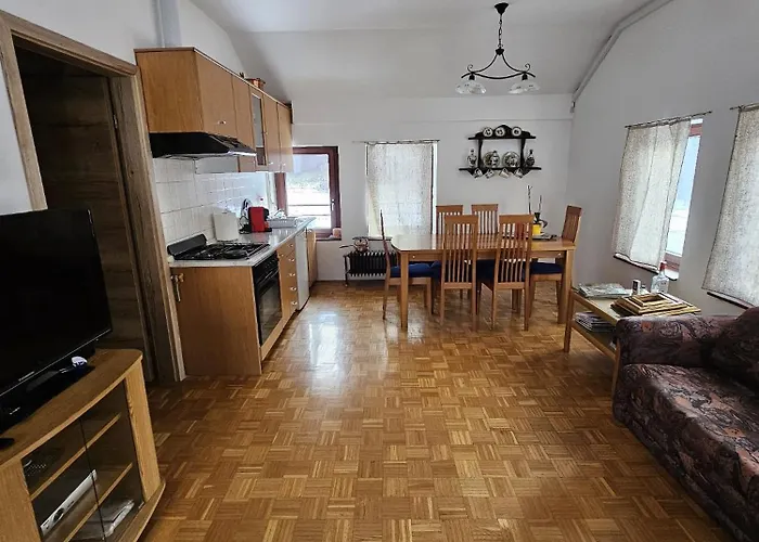 Avecchiasegheria Apartamento *