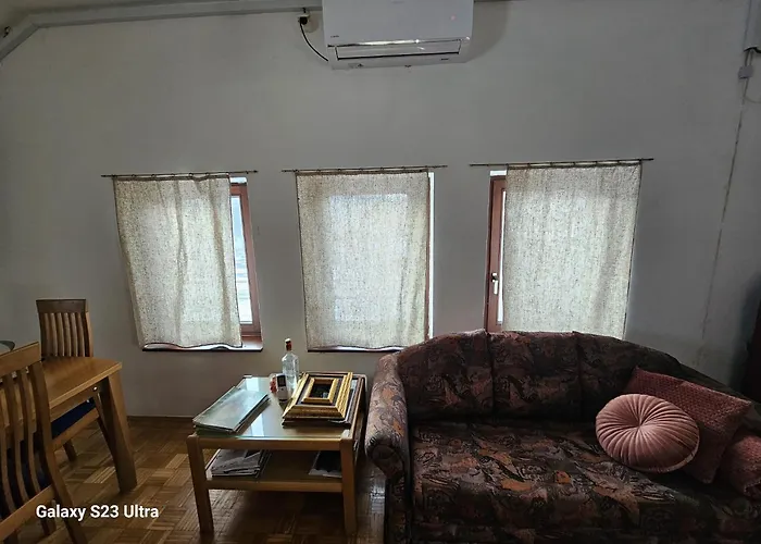 Apartamento Avecchiasegheria